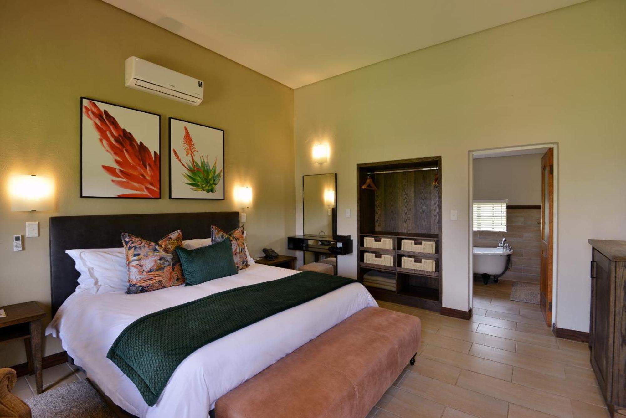 African Hills Safari Lodge & Spa Magaliesburg Ngoại thất bức ảnh