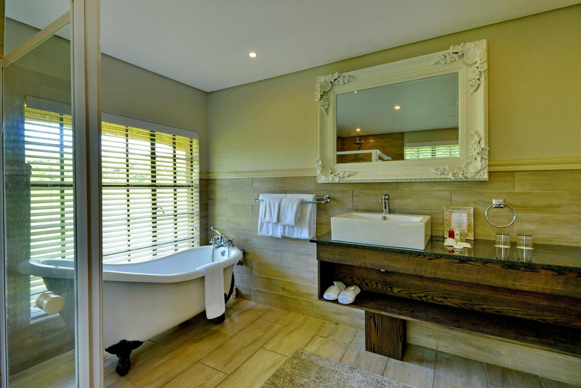 African Hills Safari Lodge & Spa Magaliesburg Ngoại thất bức ảnh