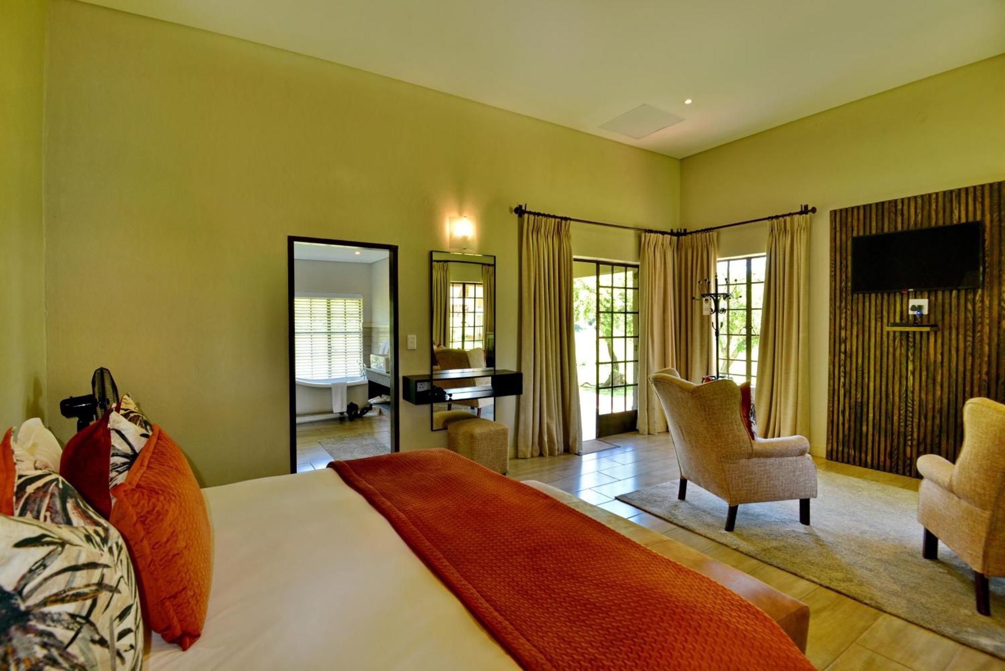 African Hills Safari Lodge & Spa Magaliesburg Ngoại thất bức ảnh
