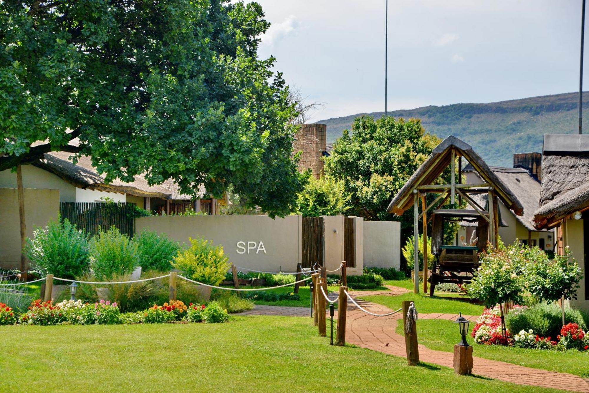 African Hills Safari Lodge & Spa Magaliesburg Ngoại thất bức ảnh